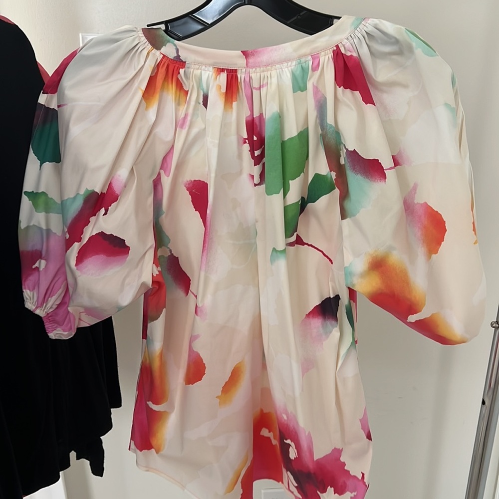 Diane Von Furstenberg Watercolor Floral Puff-Sleeve Blouse in Cream, Pink, Green - Picture 3 of 3